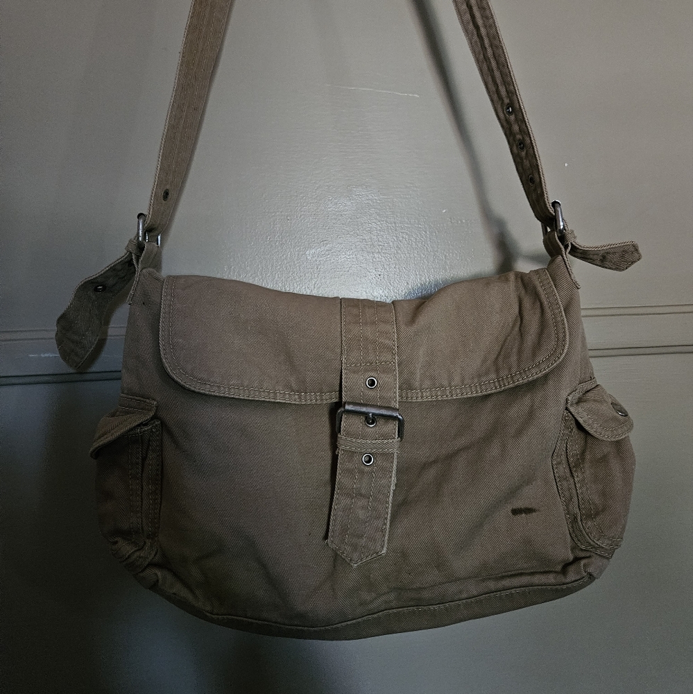 Aeropostale Messenger Bag
